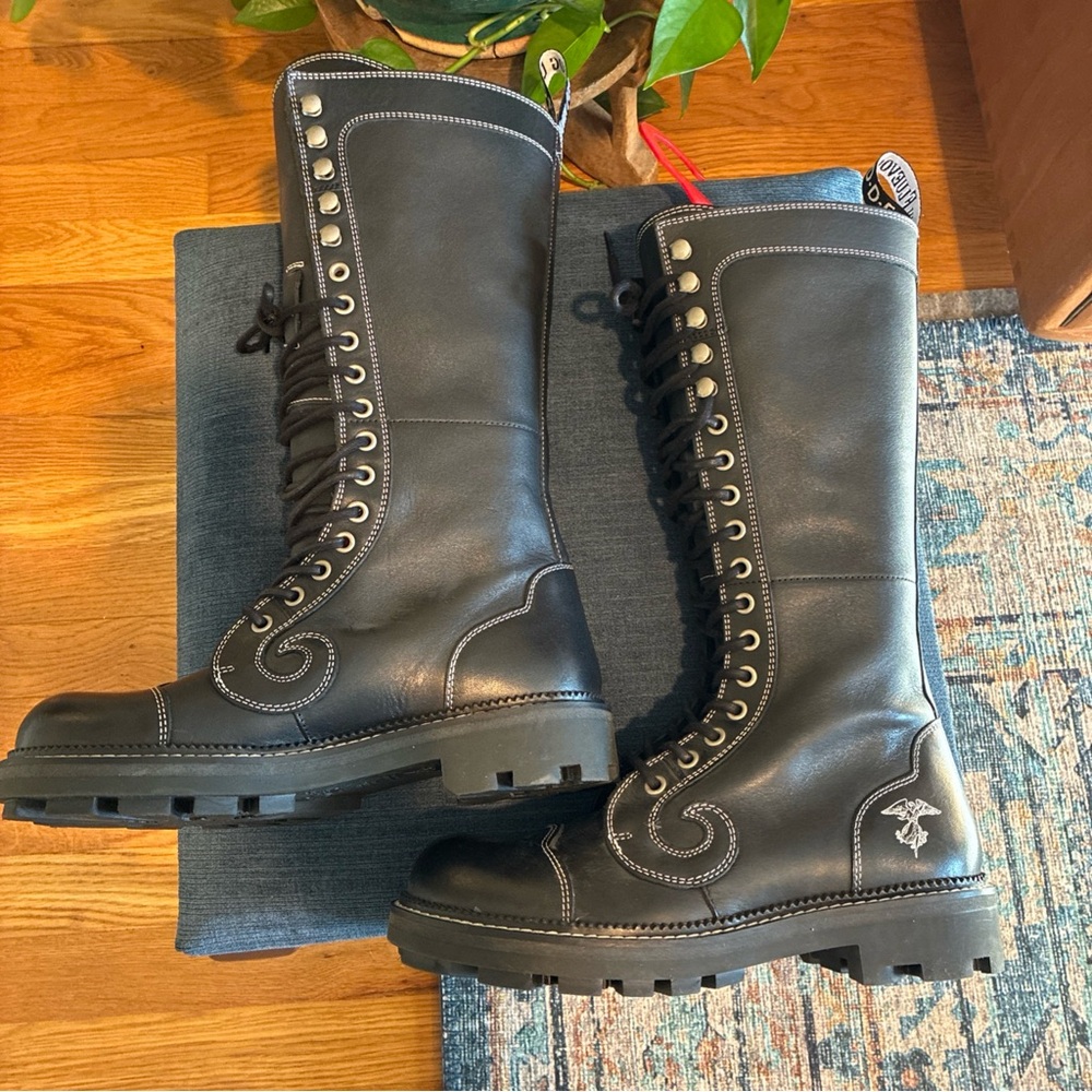 John Fluevog 7th Heaven Zachary Tall Angel boots black size W9 M7 NWOB - Picture 4 of 9